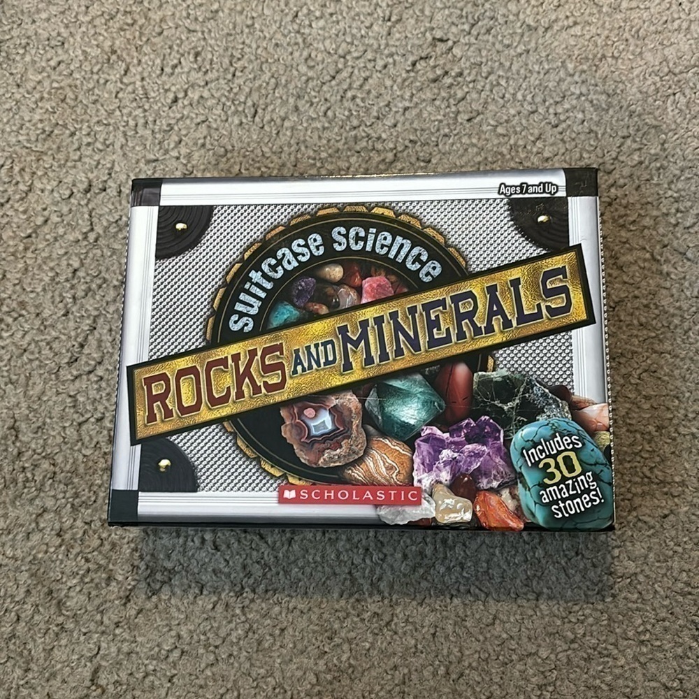 Suitcase science rocks and minerals set